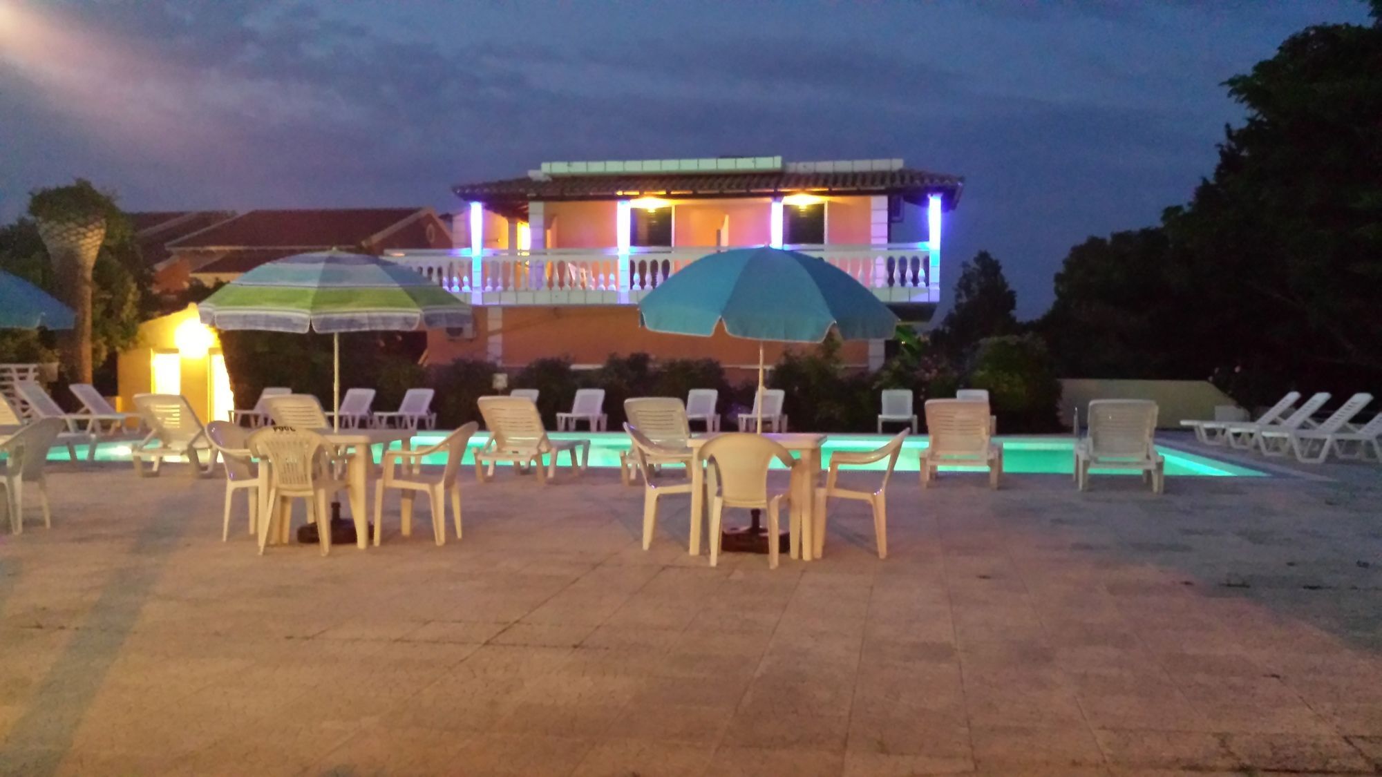Nikolas Club Kavos Exterior photo